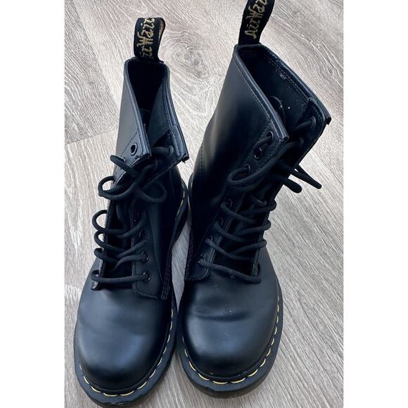 Dr. Martens|11821/1460 Airware Smooth Leather Lace Up Boots|Matte Black|SZ 7 - Picture 6 of 6